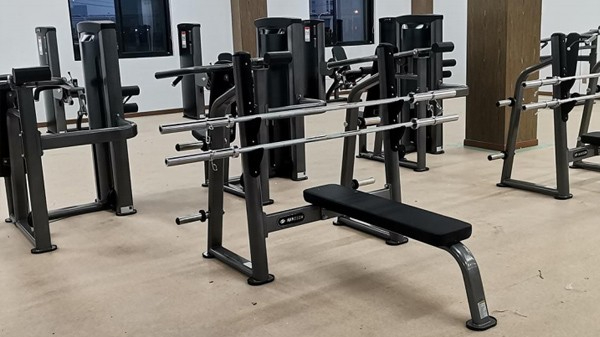 有氧室內(nèi)健身器材和力量室內(nèi)健身器材都有哪些？悍德森為您解答